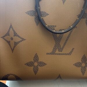 lv tote